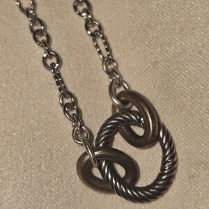 NWOT James Avery Oval Twist 30” Charm Necklace Nwot